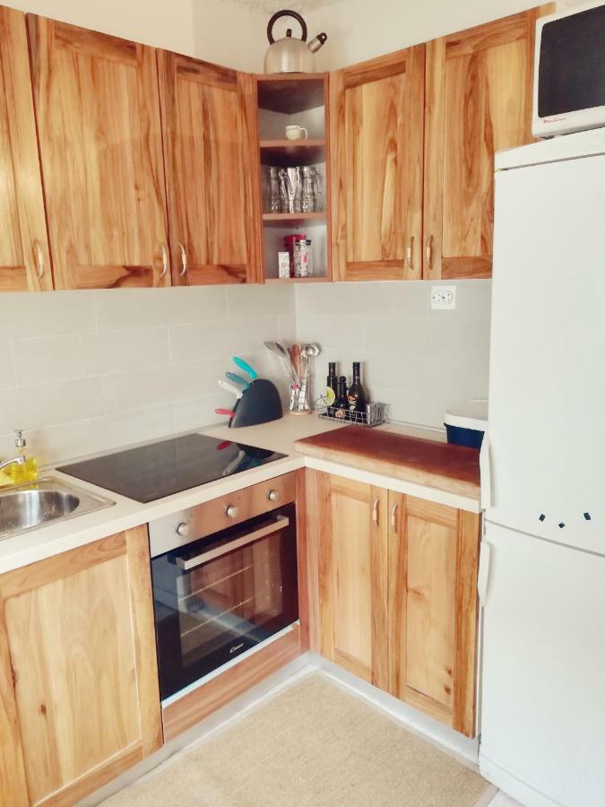 House For Rent Paola Villa ราชานาส ภายนอก รูปภาพ