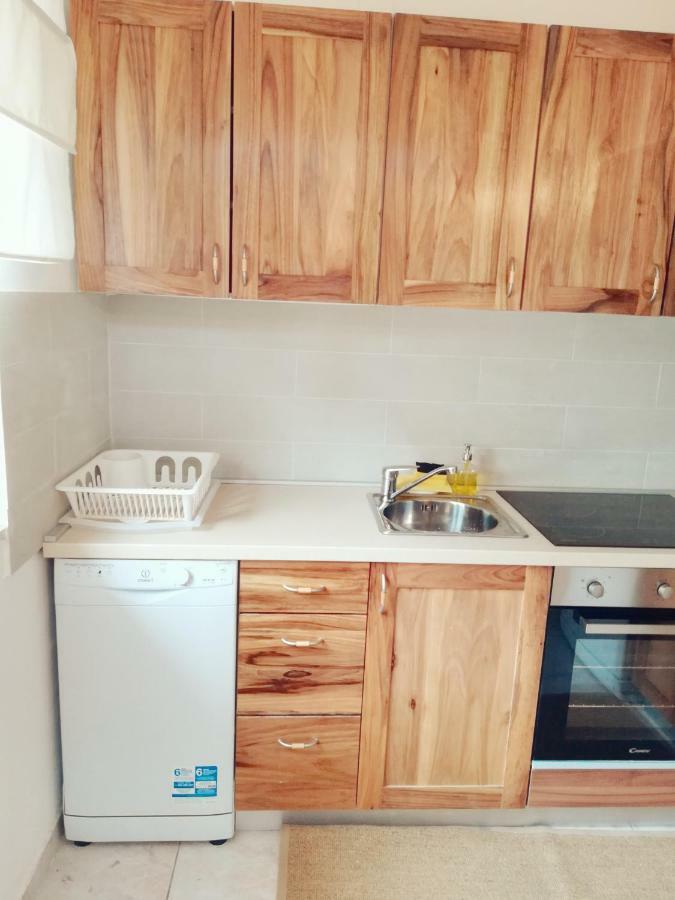 House For Rent Paola Villa ราชานาส ภายนอก รูปภาพ